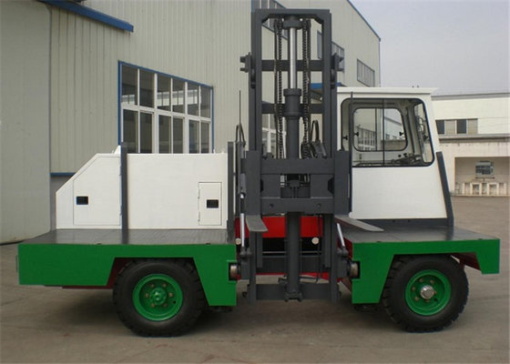 China Airport 4 Ton Solid Tyre Side Loading Forklift Truck With Electric Engine supplier