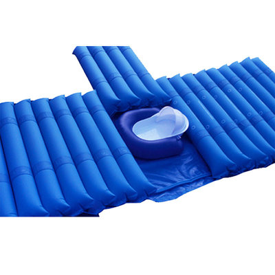 China Patients Anti Decubitus Mattress , Strip Alternating Pressure Air Mattress with Big Pump supplier