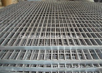 China Factory Price Hot Dipped Galvanized Low Carbon Steel Grating For Sale supplier
