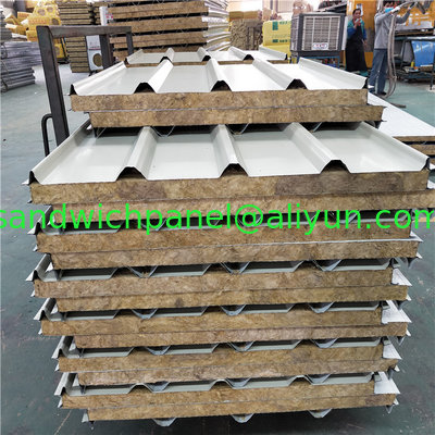 not slip 960mm rock wool sandwich roof panel with 0.376mm ivory white steel sheet suirface