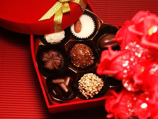China customs clearance service that export singapore chocolate to mainland of china supplier