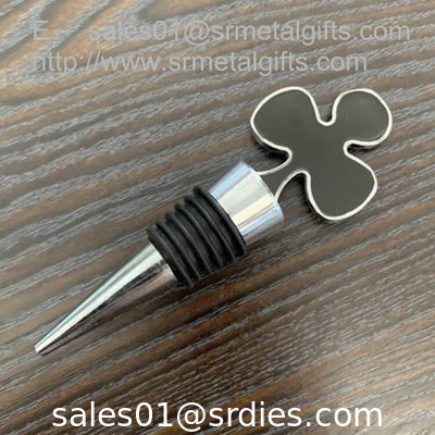 Customized metal wine bottle stopper with enamel poker design supplier