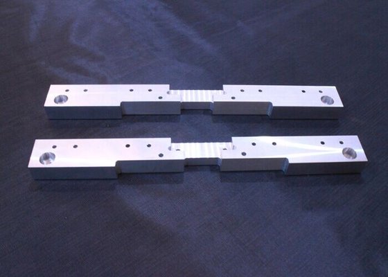 China Brass / Aluminum Custom Precision CNC Milling Parts for Auto Industre Medical Equipment supplier