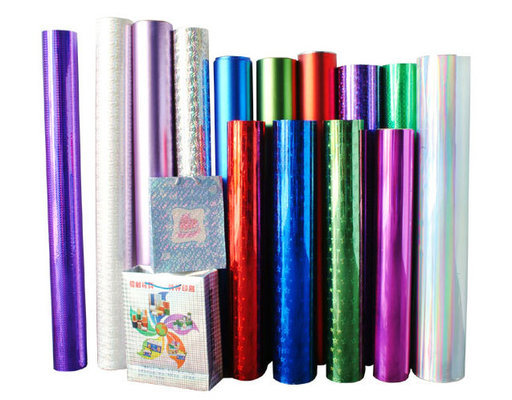 China Christmas Gift Rainbow Holographic Foil PET Film 12Micron Thickness supplier