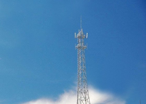 Telecom 40 Meter Wireless Cell Tower , 4 Angle Steel Iron Self Supporting Lattice Tower supplier