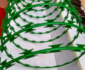 PVC Coated Razor Barbed Wire Anti-rust Spray Painting Barbed Wire fencing
