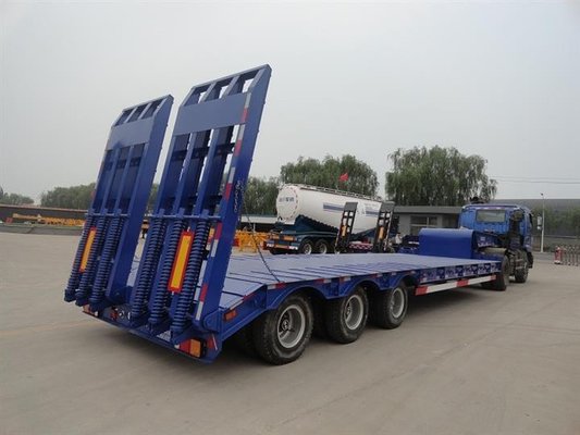 China Heavy Duty 3 Axles Low Bed Semi Trailer For Tracked Vehicles Customized supplier