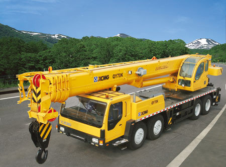 High Efficiency Yellow 50T Truck Mounted Crane For Construction Projet supplier