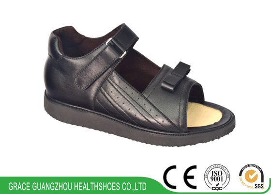 China Foot-friendly Unisex  Extra Wide Width Orthopedic Sandal Therapeutic Footwear  9814006 supplier