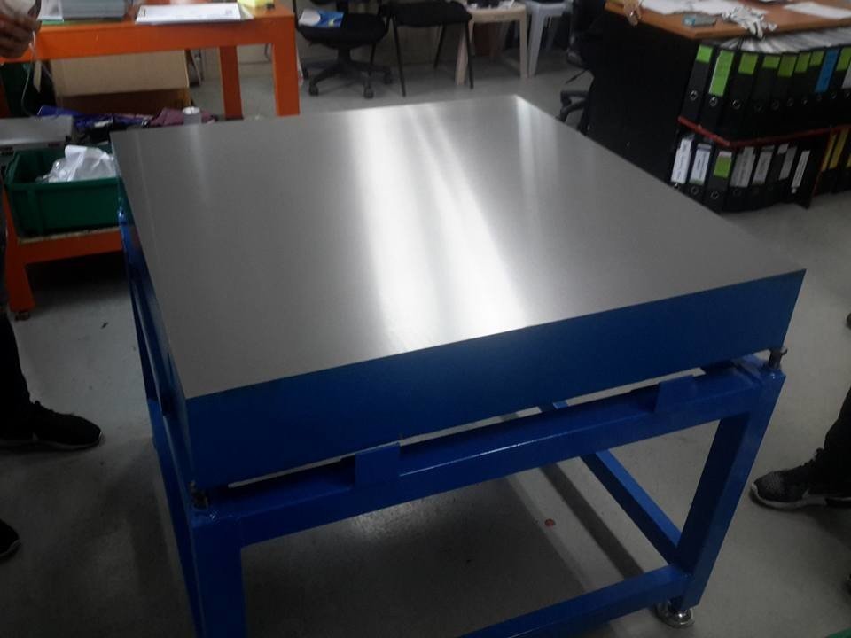 Cast Iron surface plate with stand