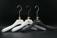 YAVIS quality plastic clothes hangers, heavy duty coat hangers, heavy duty clothes hangers, clothes hangers with clips